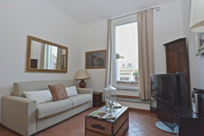  Spanish Steps Corner  Рим